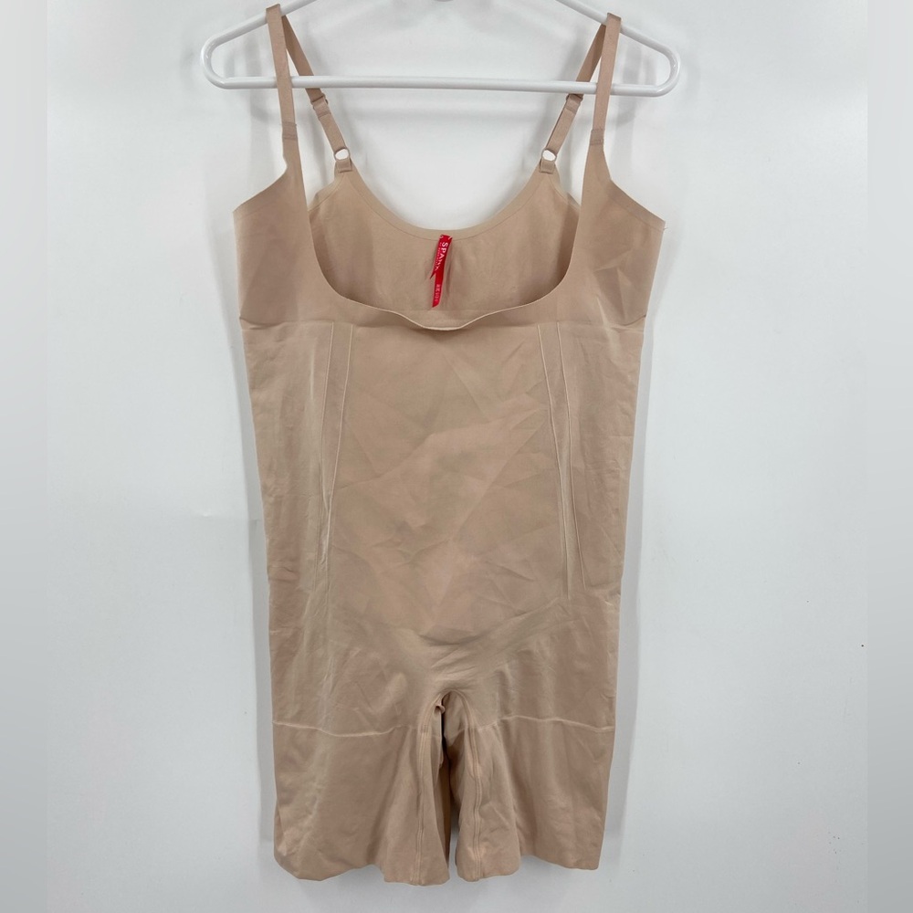 Spanx 10130P, Plus‎ Size OnCore Firm Control Open-Bust Bodysuit SIZE 2X BEIGE